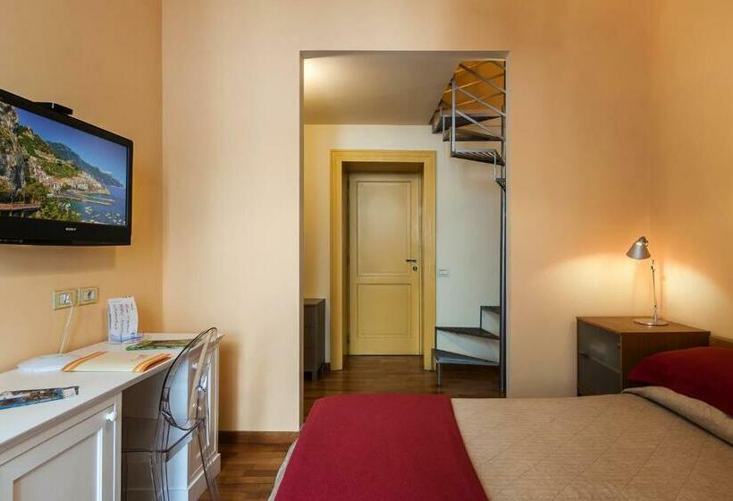 スタンダードトリプルルーム, Casa Astarita