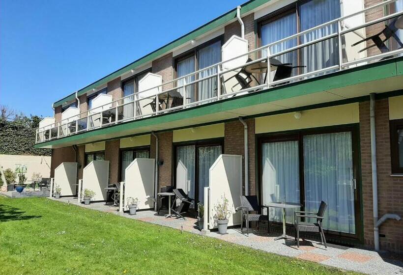 ガーデンビュースタンダードルーム, De Dennen