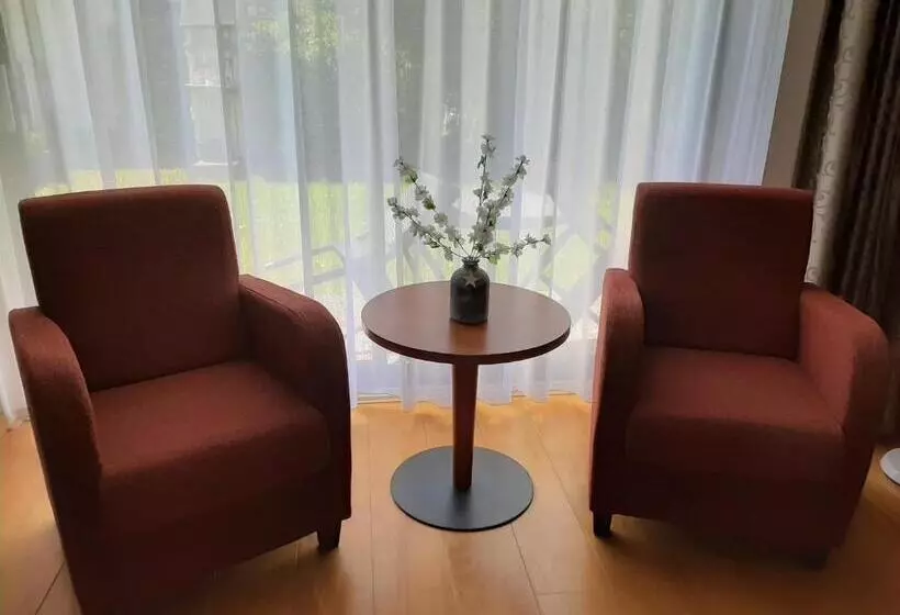 Comfort-huone, De Dennen