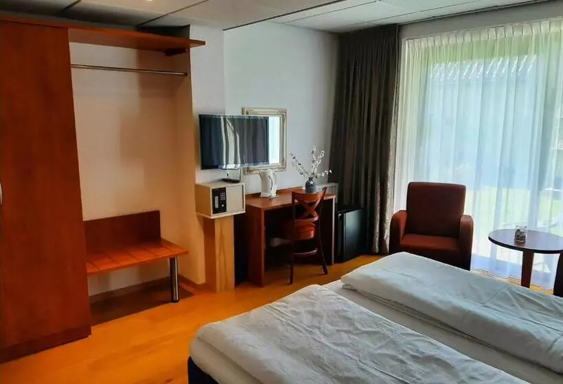 Comfort Yhden Hengen Huone, De Dennen