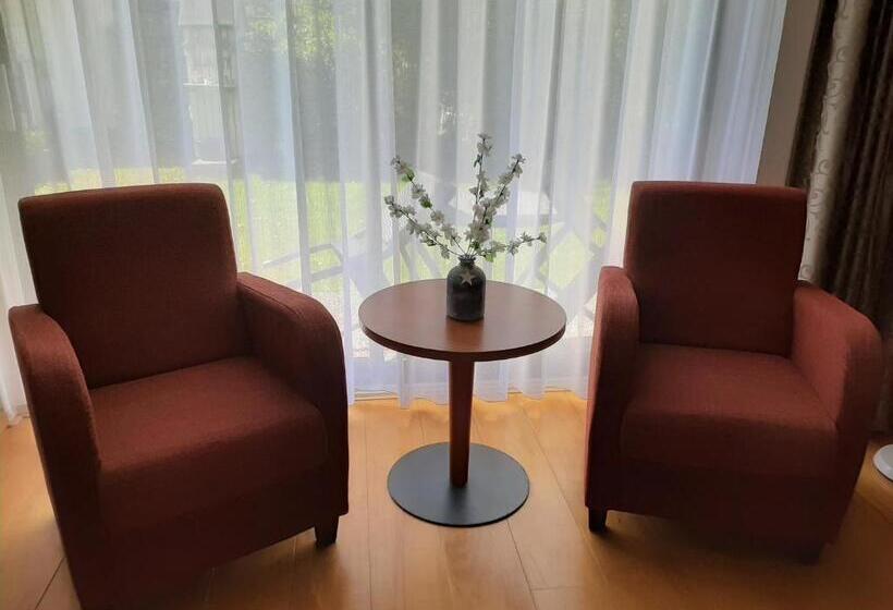 コンフォートシングルルーム, De Dennen