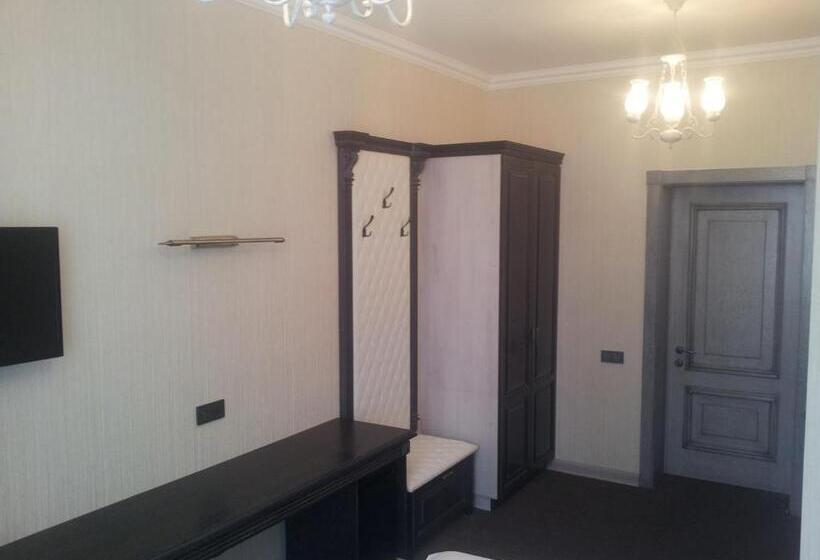 اتاق استاندارد, D'rami