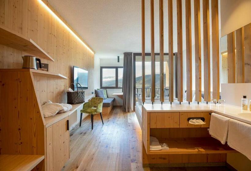 חדר סטנדרט עם מרפסת, Fischer