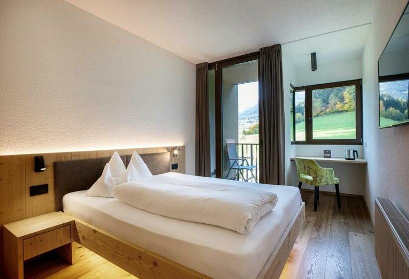 חדר סטנדרט יחיד עם מרפסת, Fischer