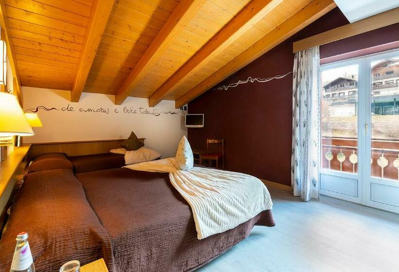 اتاق خانوادگی پایه, La Serenella