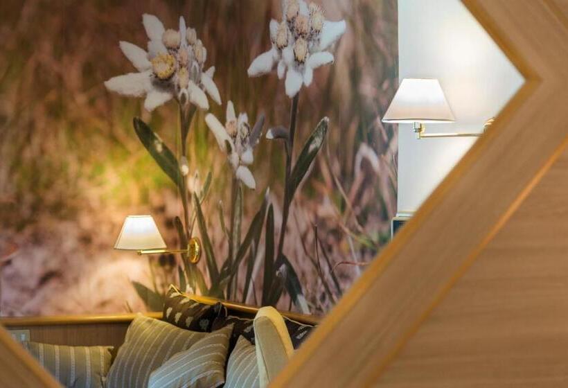 سوییت سوپریور, La Serenella