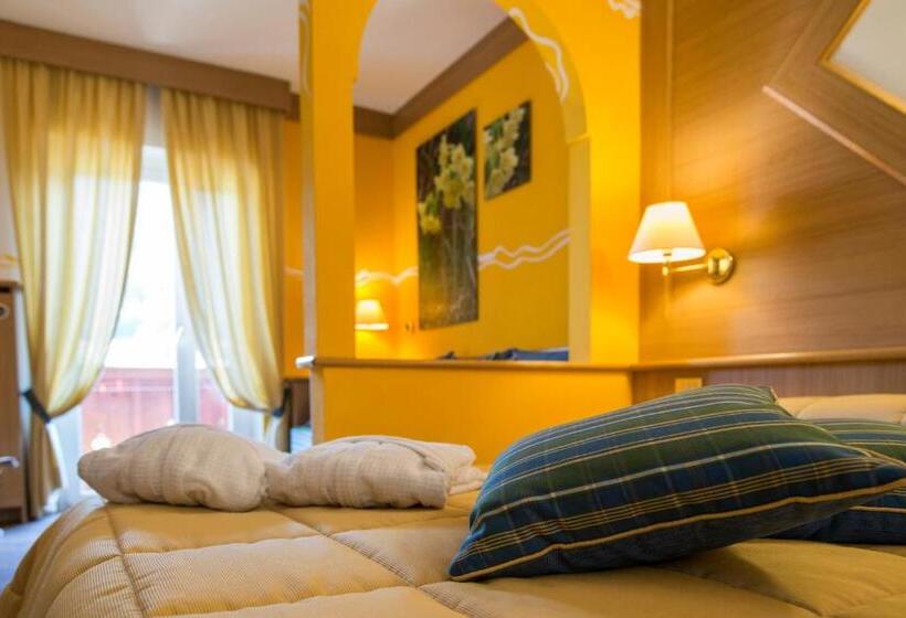 سوییت سوپریور, La Serenella