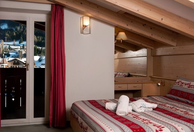 コンフォートルーム, La Serenella