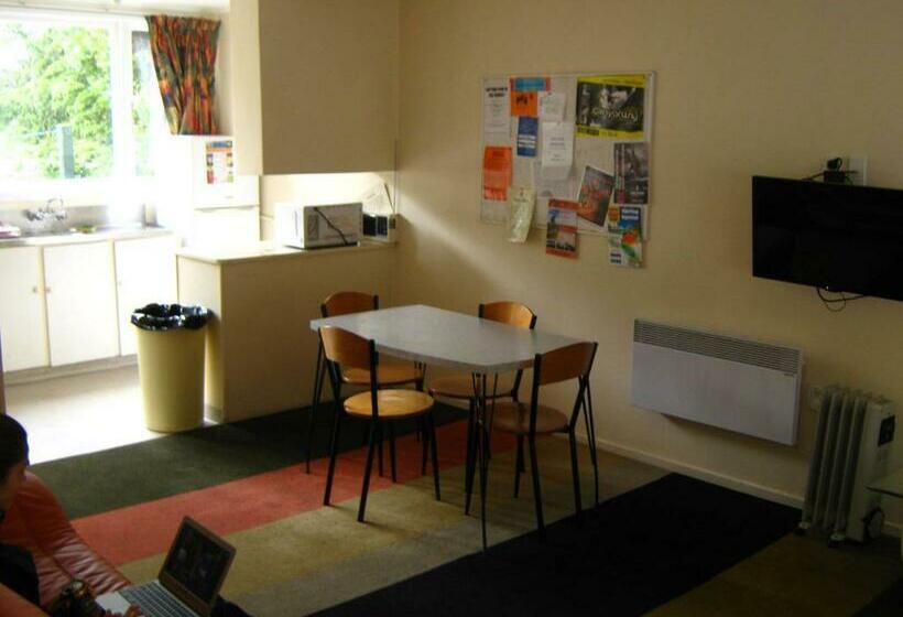 经济房, Pinewood Queenstown