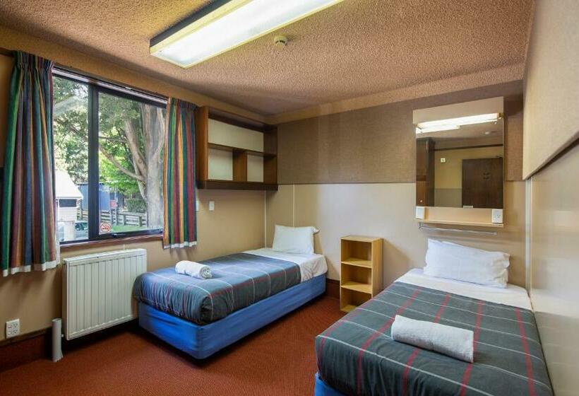 חדר אקונומי, Pinewood Queenstown
