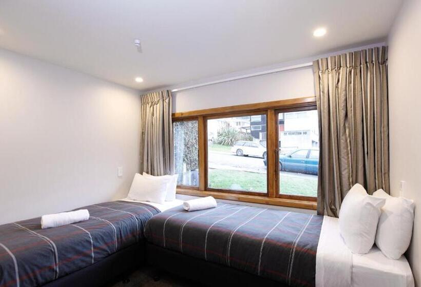 带2个卧室的公寓, Pinewood Queenstown