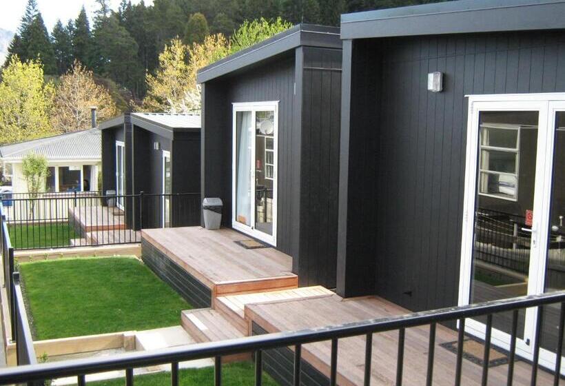בית, חדר שינה 1, Pinewood Queenstown