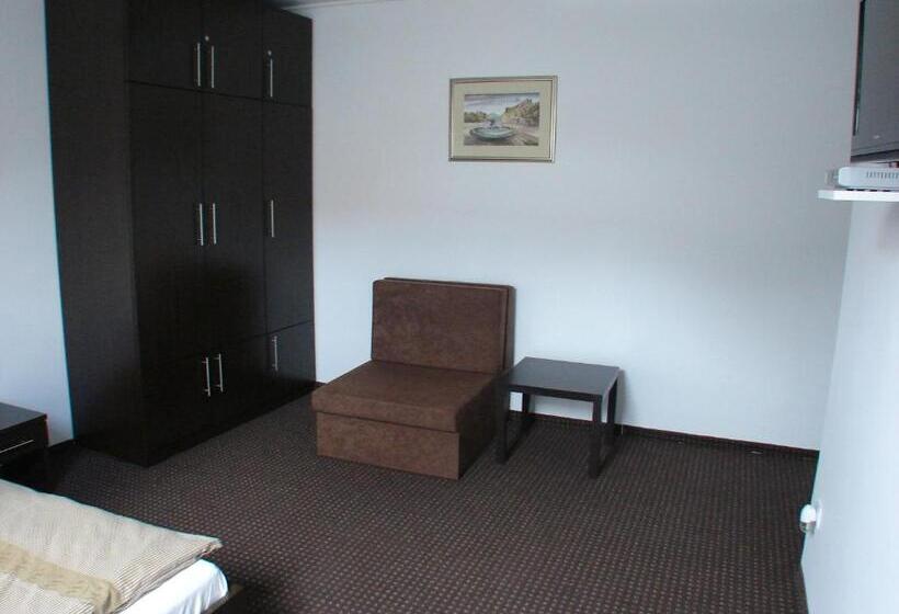 Четырехместный Номер Стандарт, Rooms Levicki