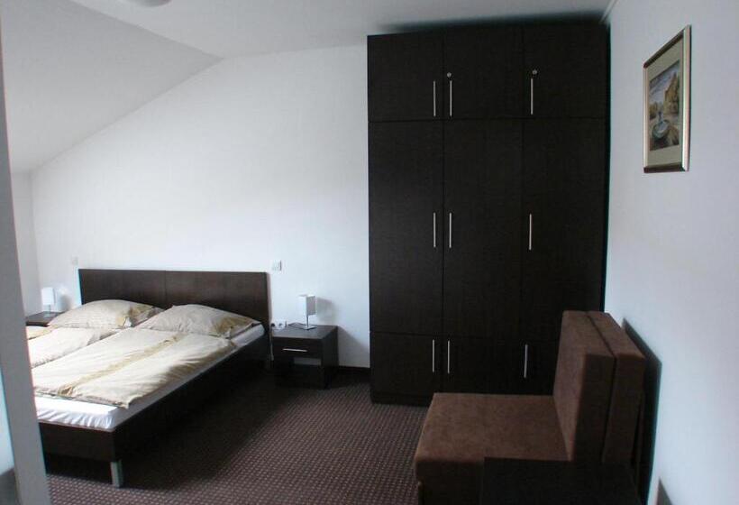 Четырехместный Номер Стандарт, Rooms Levicki