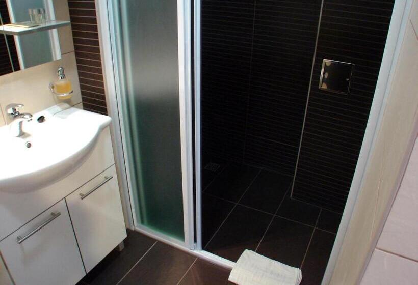 Номер Стандарт, Rooms Levicki