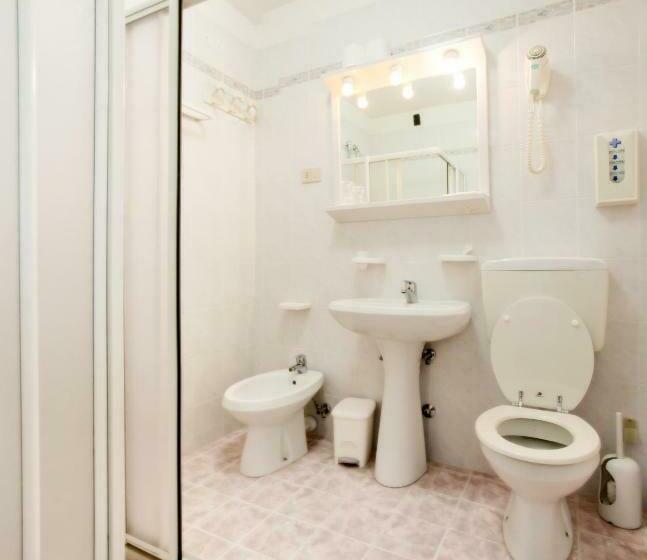 Pokój Jednoosobowy Standard z Balkonem, Sanremo