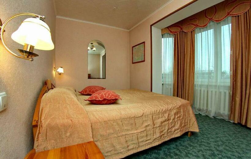 اتاق لوکس, Silk Road Lodge