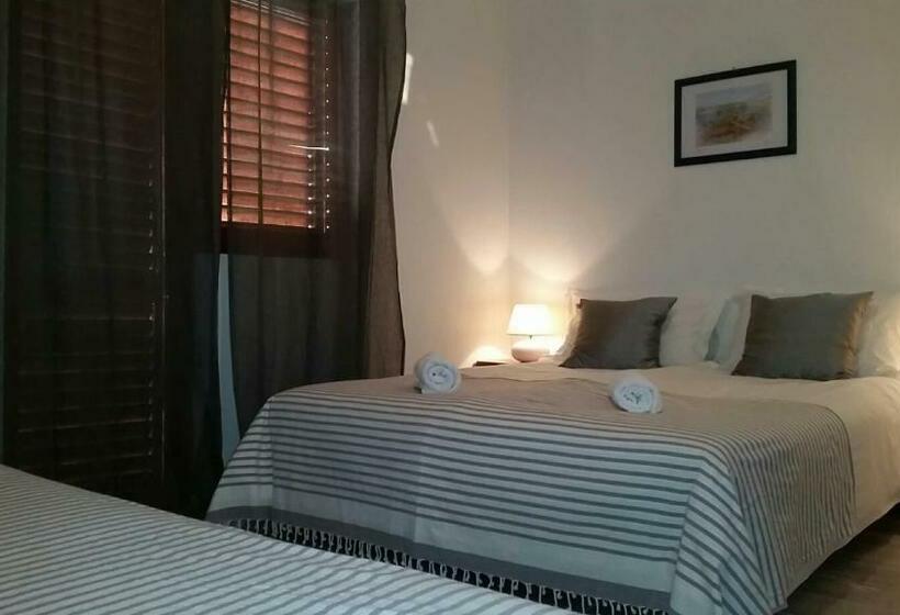 标准三人间, Stipe