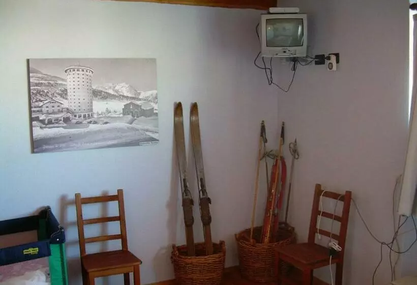 スタンダード４人部屋, Tana Della Volpe