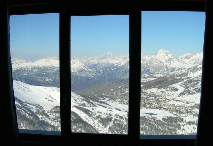 Номер Стандарт, Tana Della Volpe