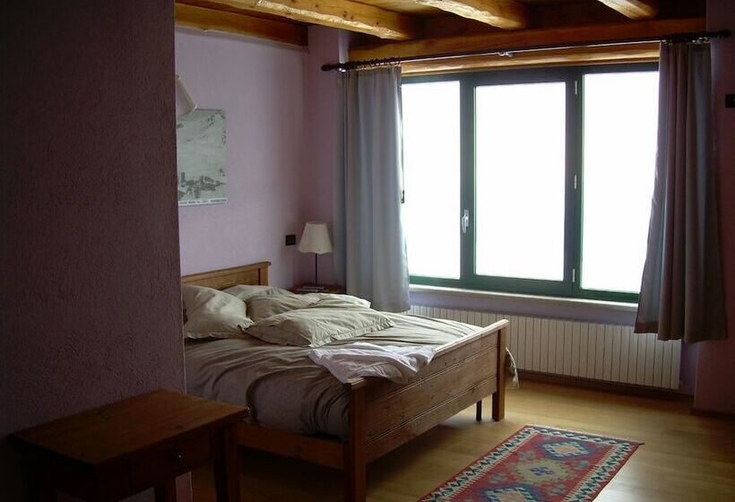 Номер Стандарт, Tana Della Volpe