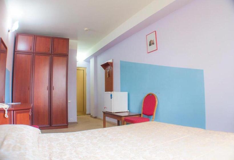 اتاق استاندارد, World Of Gold