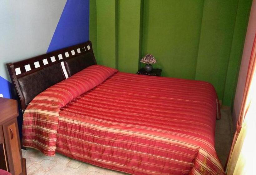 اتاق استاندارد, World Of Gold