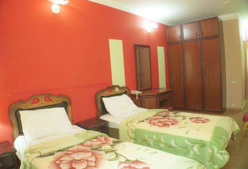 اتاق استاندارد, World Of Gold