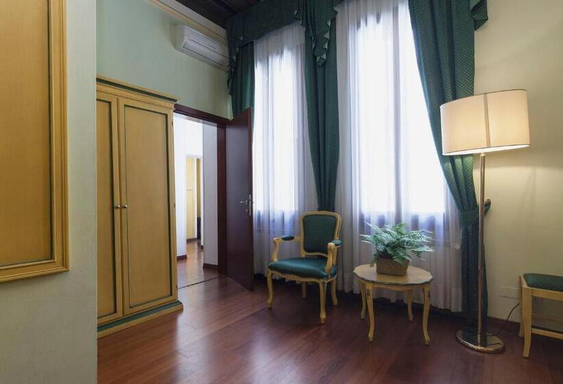 اتاق استاندارد سه نفره, Zaguri B&b