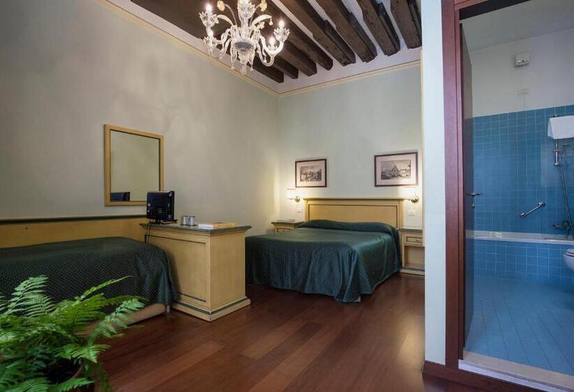 اتاق استاندارد چهار تخته, Zaguri B&b