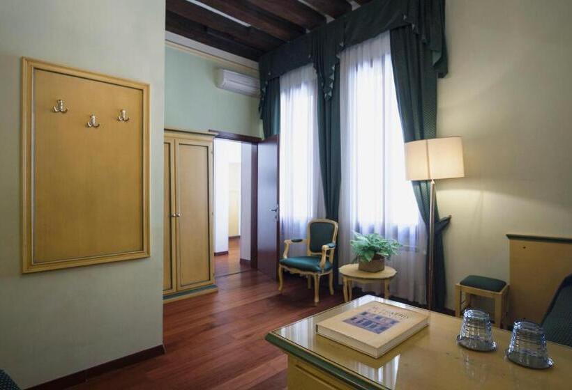 اتاق استاندارد چهار تخته, Zaguri B&b
