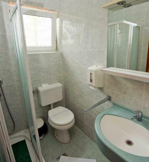 Номер Стандарт Трехместный, Motel Kod Bakija