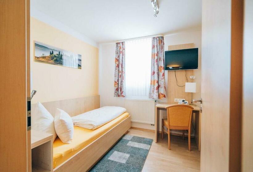 חדר סטנדרט יחיד, Abenstal