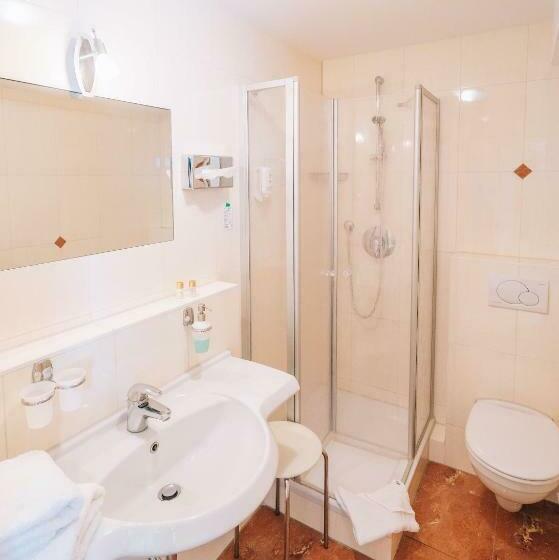 חדר סטנדרט יחיד, Abenstal