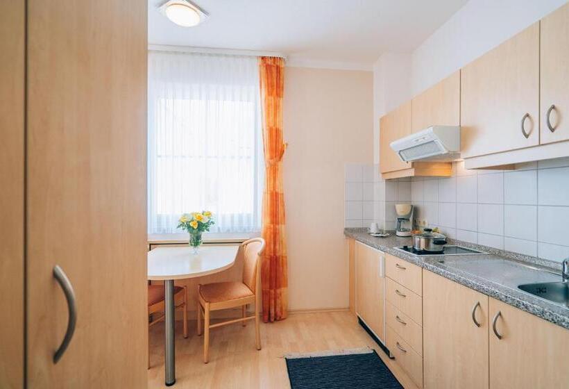 חדר סופריור, Abenstal