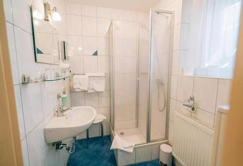 Economy Triple Room, Abenstal