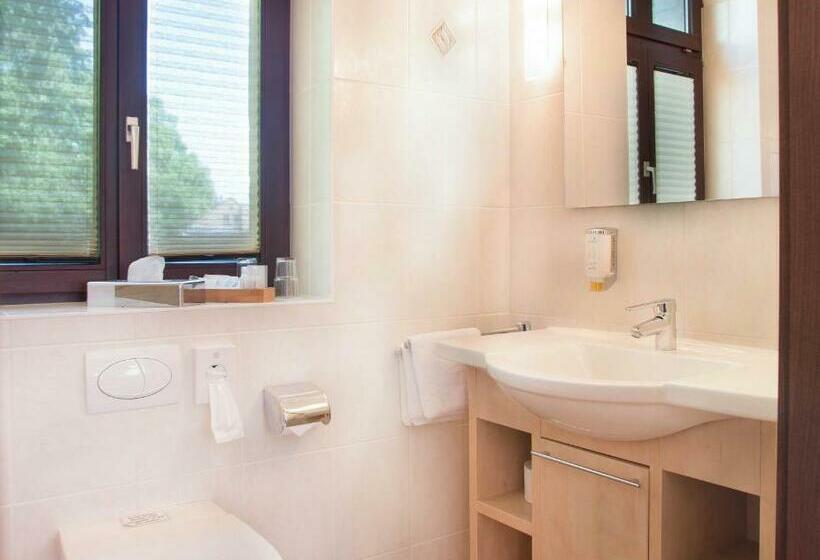 标准间, Alte Canzley