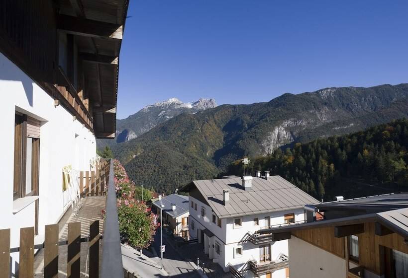 غرفة قياسية, Giardino