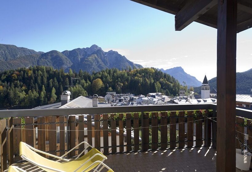 غرفة قياسية ثلاثية, Giardino