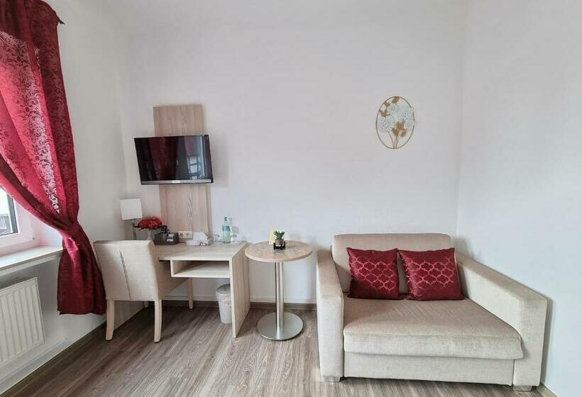 豪华房间, Medebach Zum Schwanenkönig