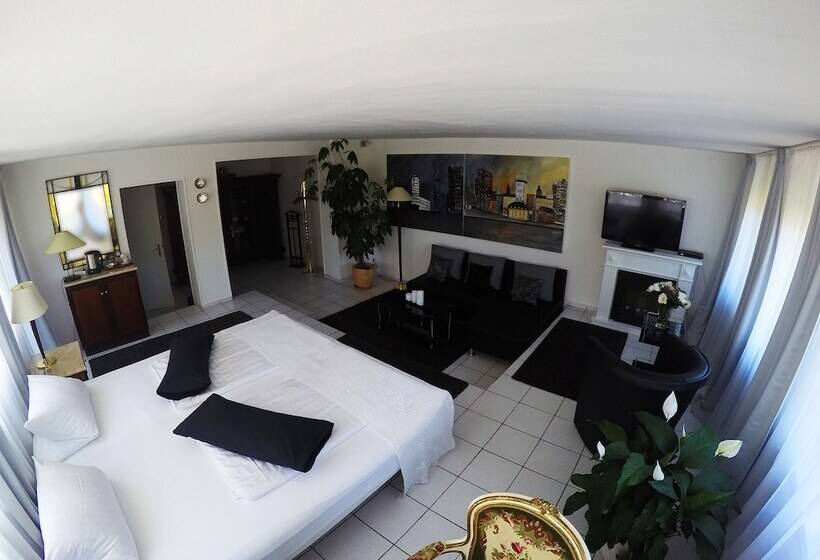 سوئیت کلاسیک, Schäfer