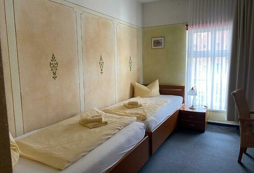 غرفة أساسية, Schulzens Brauerei &