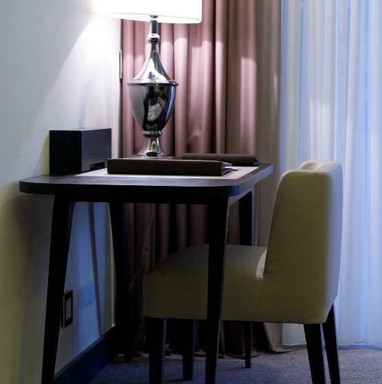 غرفة ديلوكس سرير كينج, Sofitel Frankfurt Opera