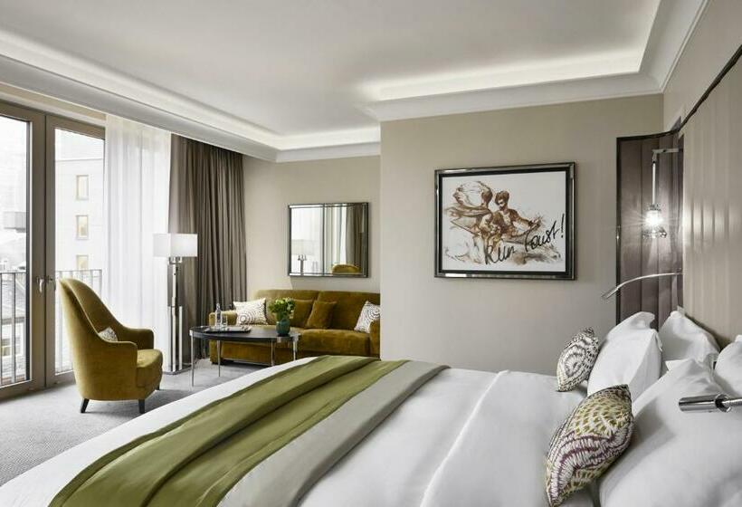 جناح جونيور, Sofitel Frankfurt Opera