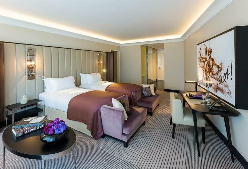 غرفة ديلوكس, Sofitel Frankfurt Opera