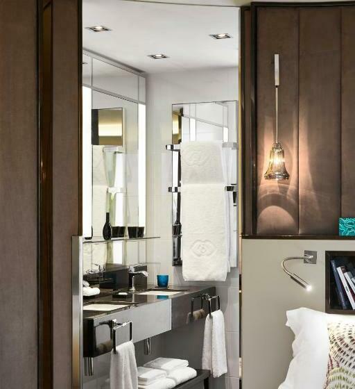 غرفة سوبيريور, Sofitel Frankfurt Opera