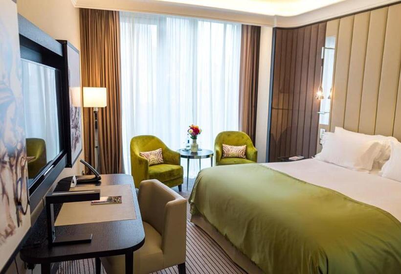 غرفة كلاسيكية, Sofitel Frankfurt Opera