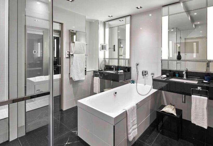 جناح جونيور, Sofitel Frankfurt Opera