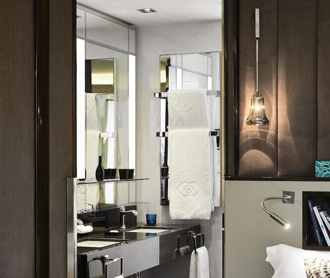 غرفة سوبيريور, Sofitel Frankfurt Opera