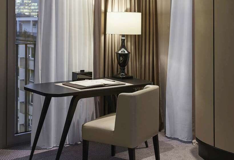 غرفة سوبيريور, Sofitel Frankfurt Opera